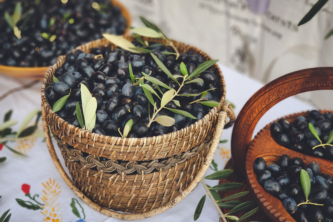 10 Essential Tips for Cooking with Olive Oil